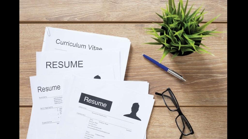 Crafting an Effective Resume for Career Changers: Expert Tips and Strategies for Singapore and Southeast Asia